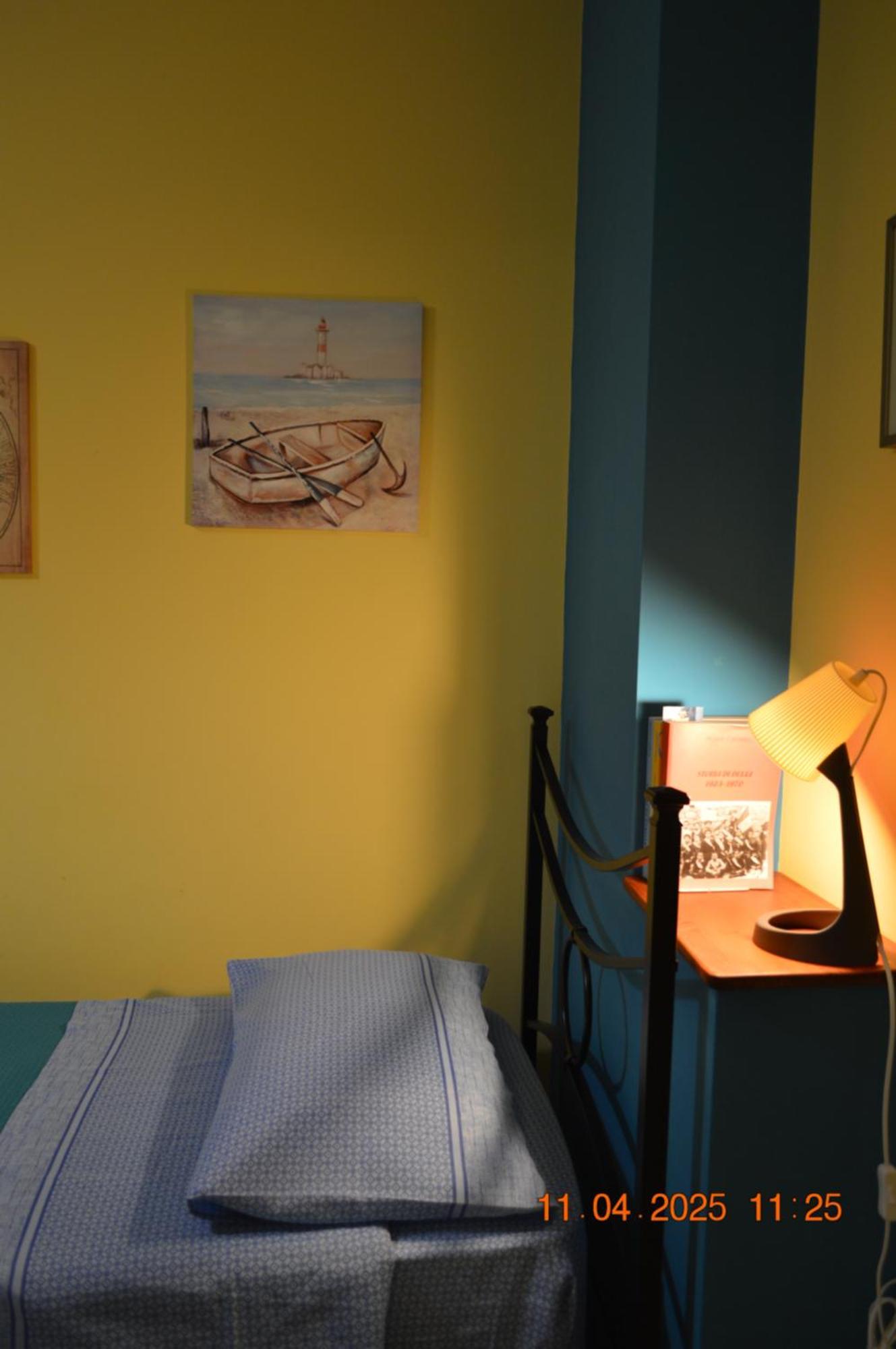 Apartamento Al Cortile Del Pozzo Delia Exterior foto
